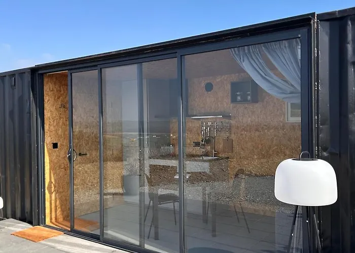 The 9 Acre * 米德尔顿